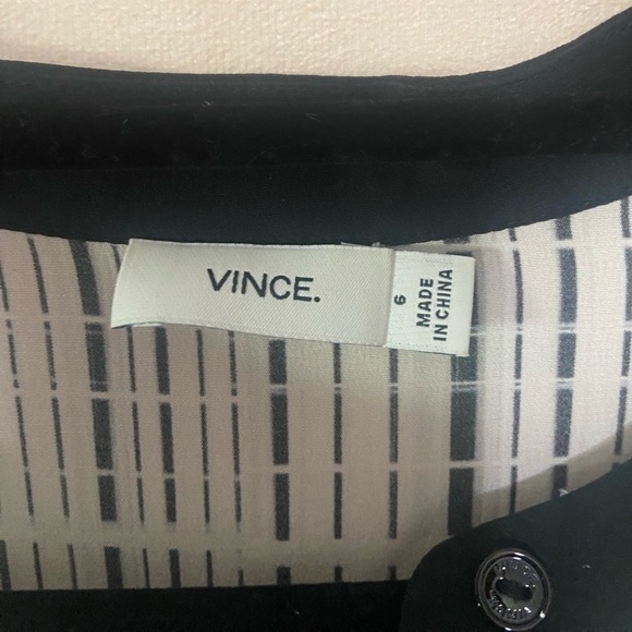 VINCE size 6 Interlace Print Silk Tunic Top Cuffed sleeve 100% silk EUC - Picture 6 of 11